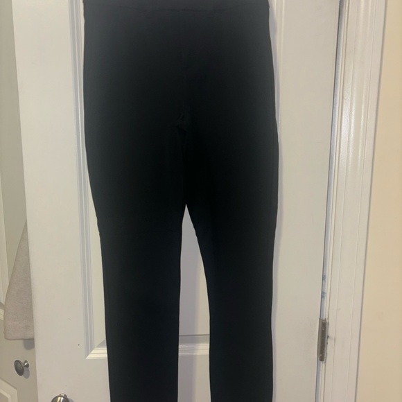 Old Navy Pants - Old Navy Black Pixie Skinny Pants